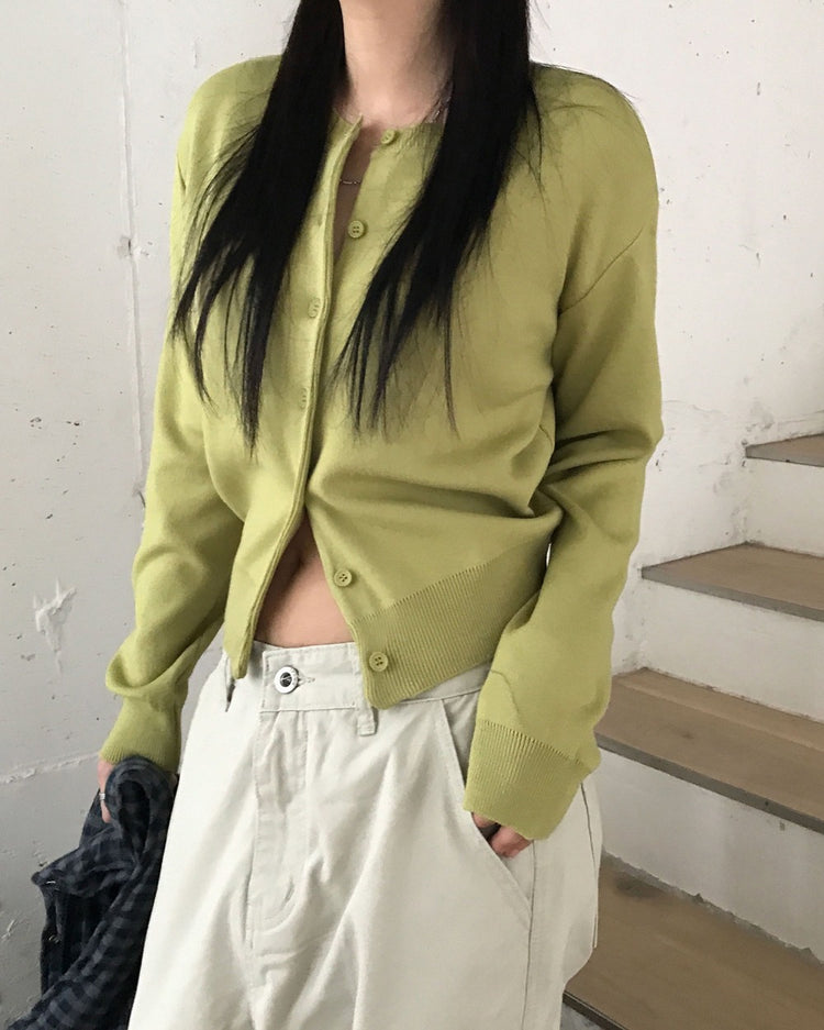 美色圓領排鈕針織外套