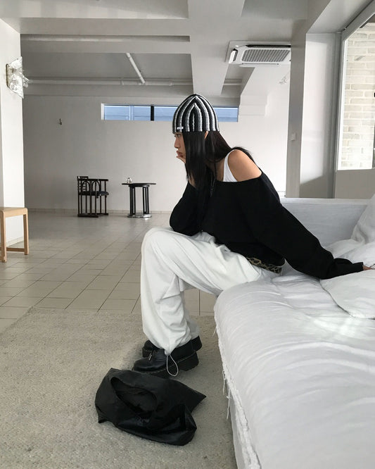 船領美肩細節針織上衣