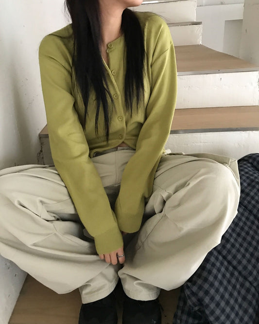 美色圓領排鈕針織外套